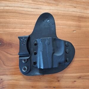 Crossbreed IWB Appendix Carry Holster